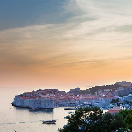 Apartment Dove With Sea View And Free Parking Дубровник Экстерьер фото